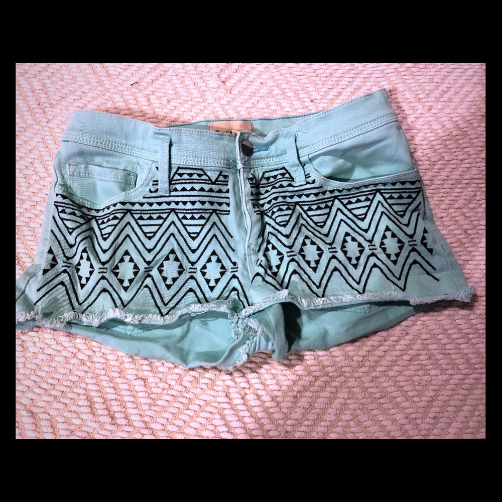 Roxy shorts